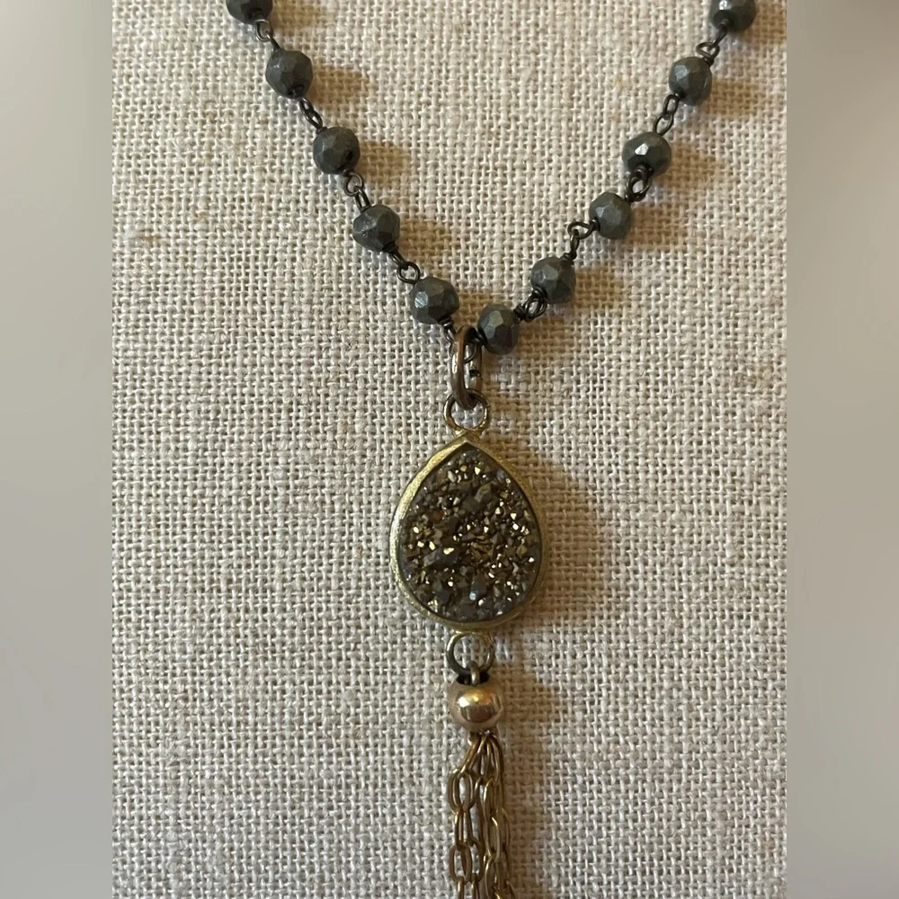 Dainty Beaded Necklace - Picture 2 of 3